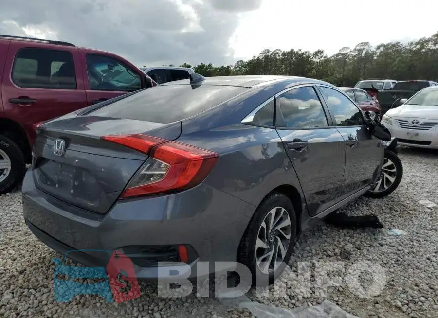 19XFC2F76HE043827 Photo# 4