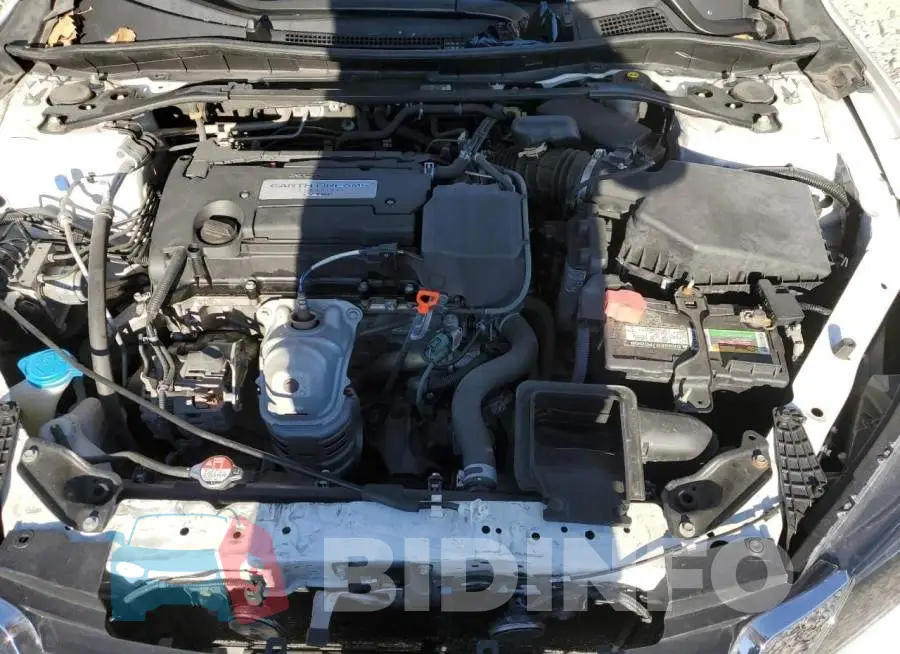 1HGCR2F58FA185520 Photo# 7