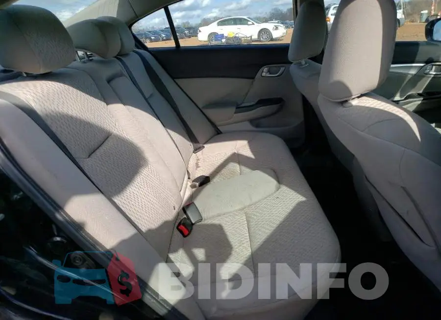 2HGFB2F81EH537381 Photo# 10
