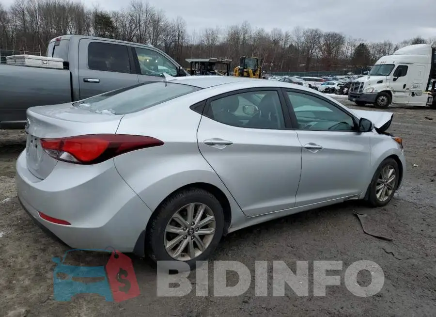 5NPDH4AE8FH611384 Photo# 3