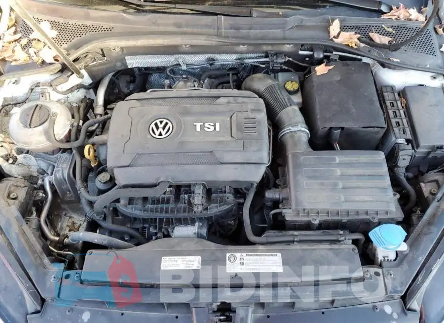 3VW017AU3HM541704 Photo# 7