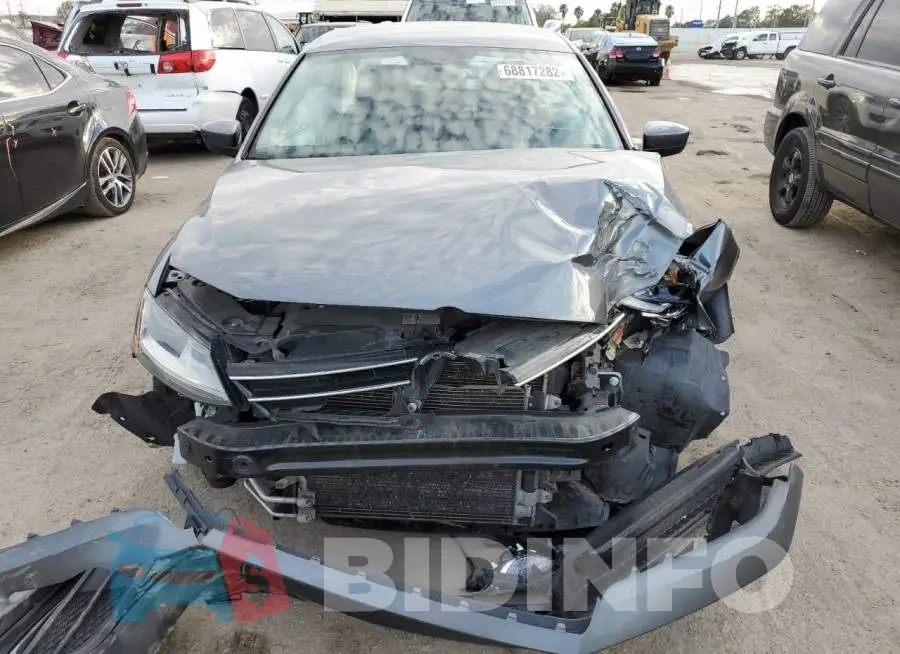 3VW2B7AJ2HM270498 Photo# 5