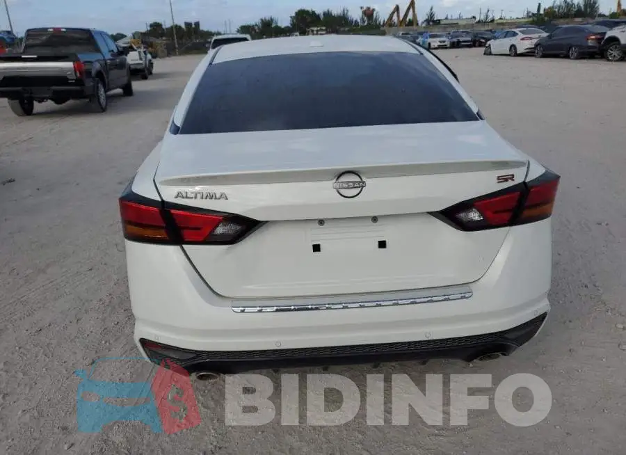 1N4BL4CV5PN323557 Photo# 6