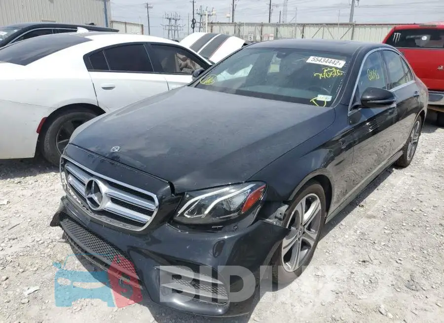 WDDZF8DB1LA740516 Photo# 2