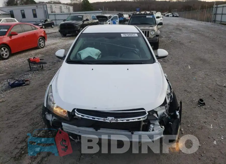 1G1PE5SB3F7151564 Photo# 5