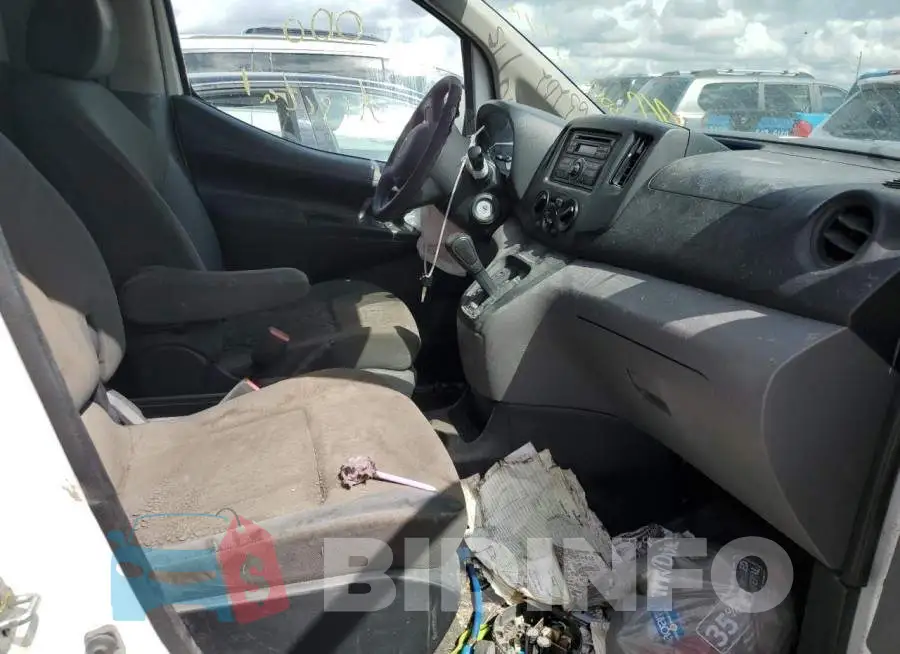 3N63M0YN9FK731722 Photo# 5