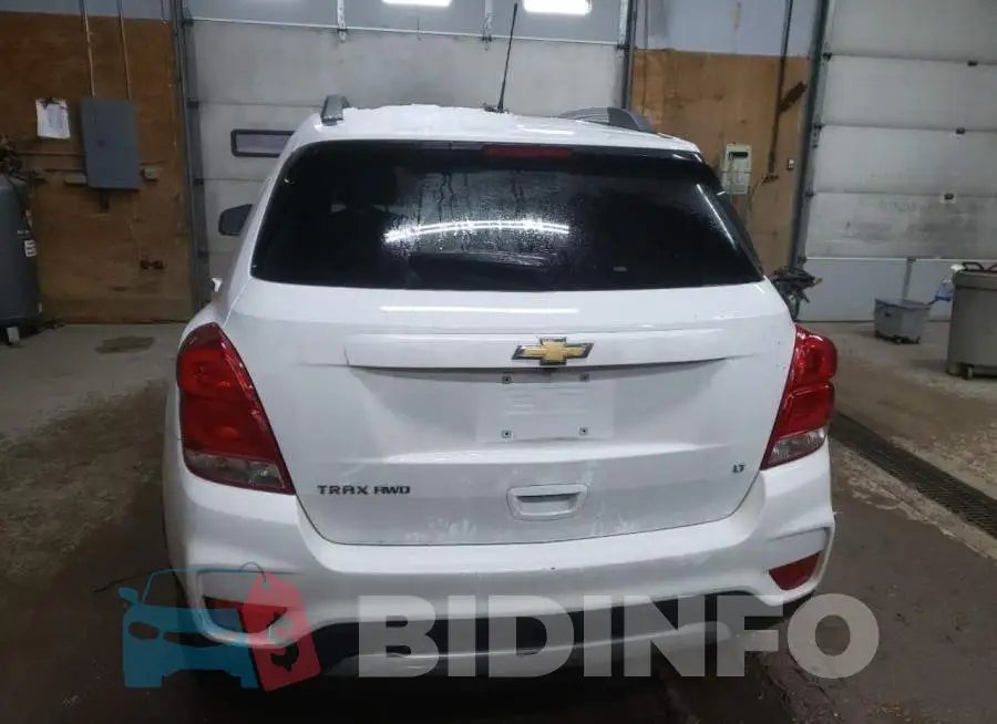 KL7CJPSB1JB680804 Photo# 6