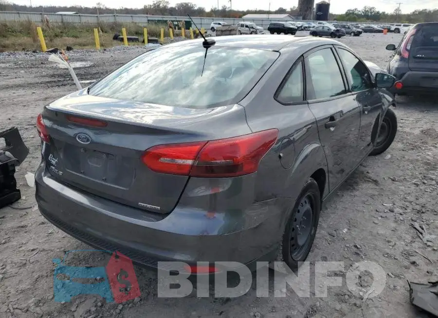1FADP3E23GL350147 Photo# 4