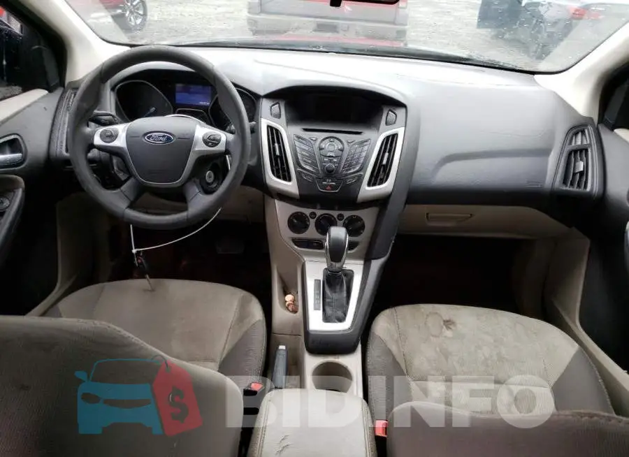 1FADP3F22EL152574 Photo# 8