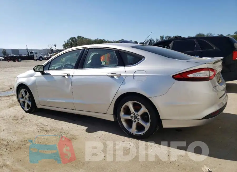 3FA6P0G76GR110298 Photo# 2