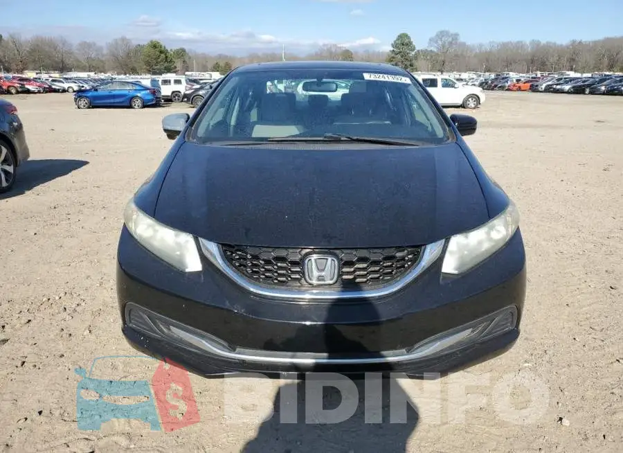19XFB2F83EE043050 Photo# 5