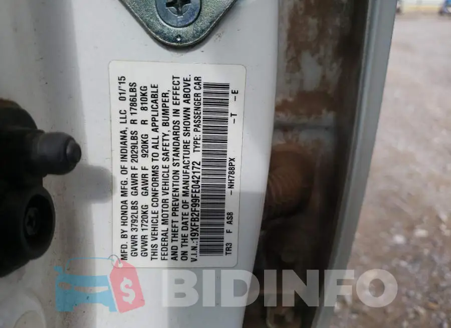 19XFB2F99FE042172 Photo# 10