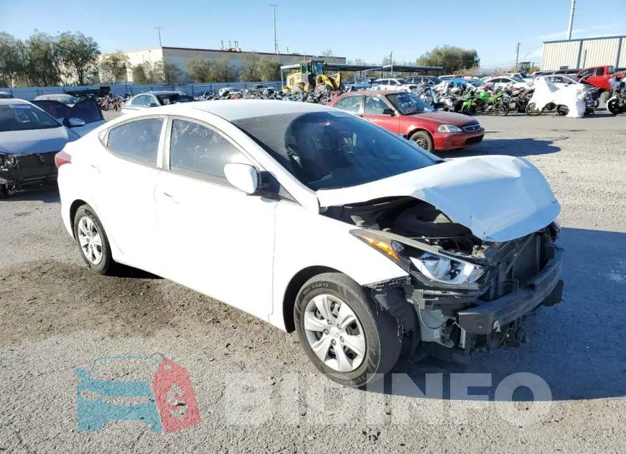 5NPDH4AE0GH772832 Photo# 4