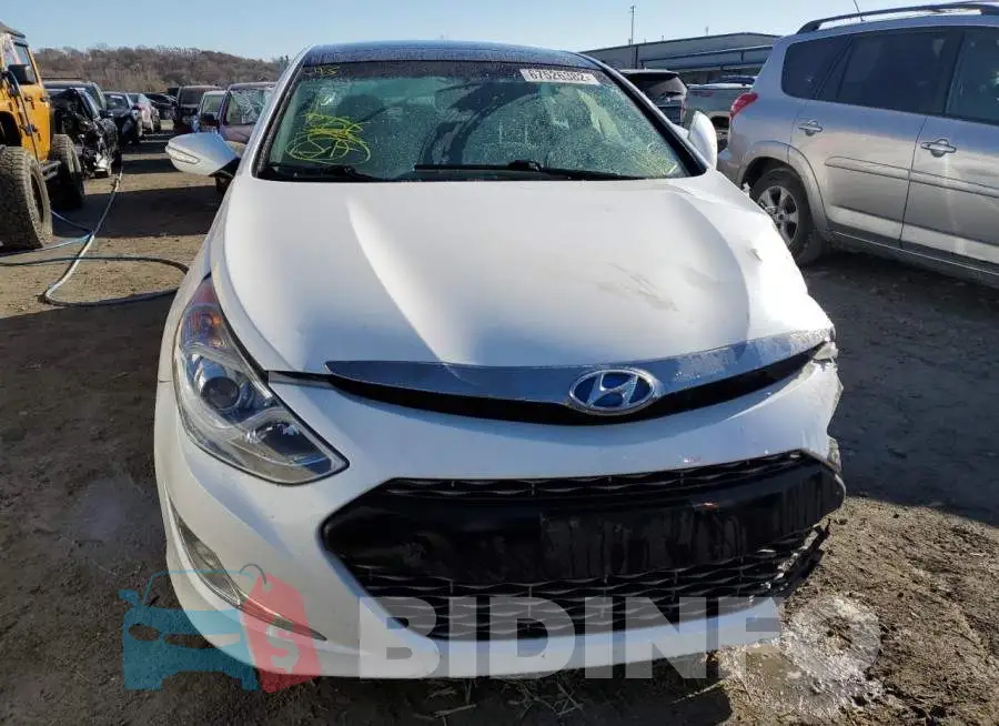 KMHEC4A43FA120752 Photo# 5