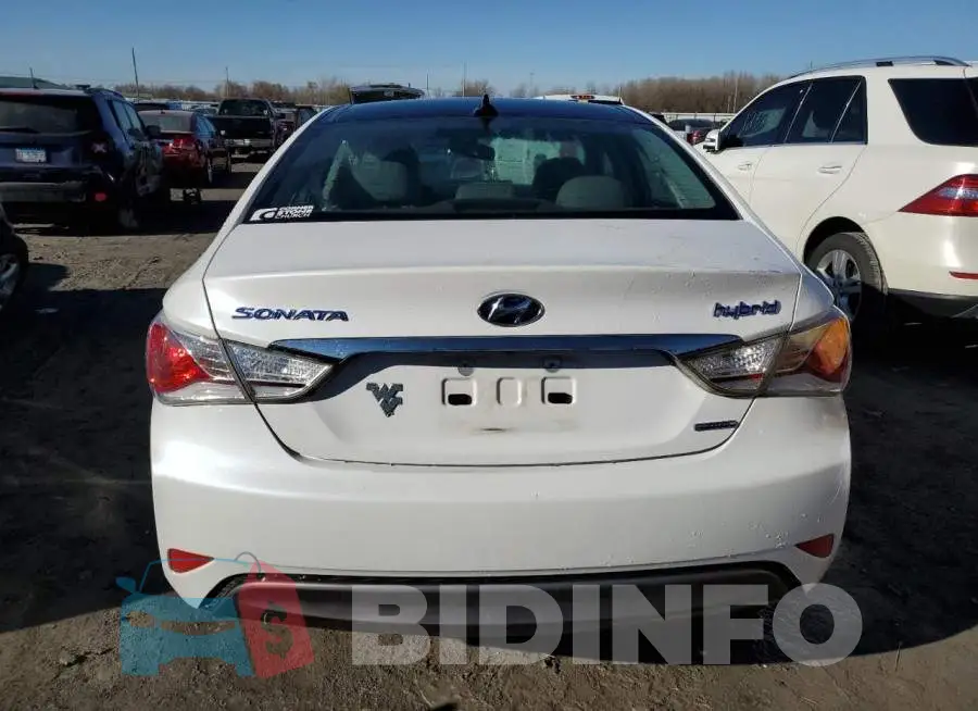 KMHEC4A43FA120752 Photo# 6