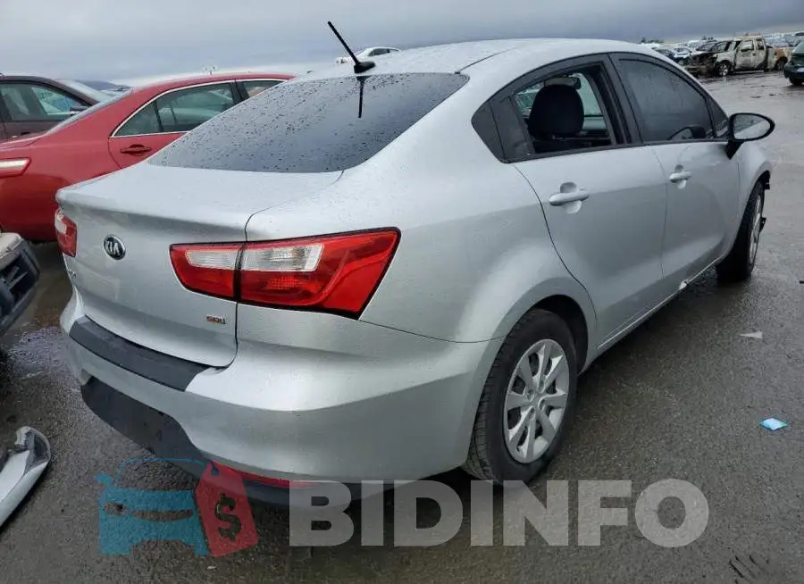 KNADM4A38G6604938 Photo# 3