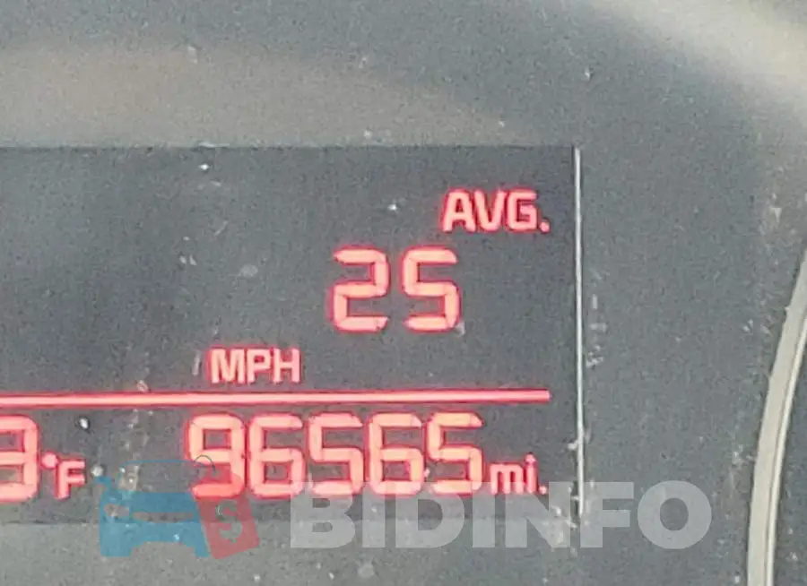 KNDMB5C10F6065644 Photo# 8
