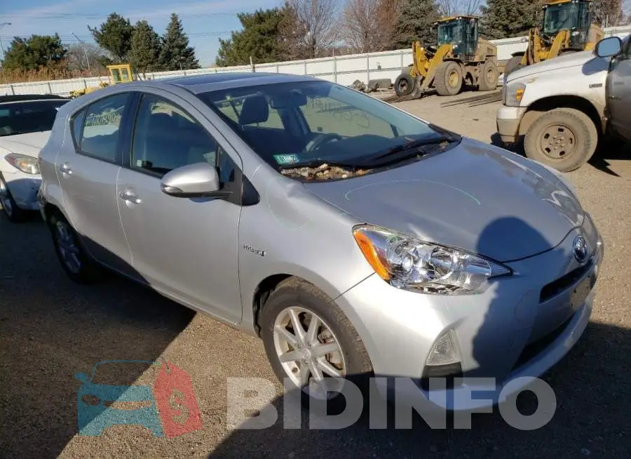 JTDKDTB36E1069007 Photo# 4