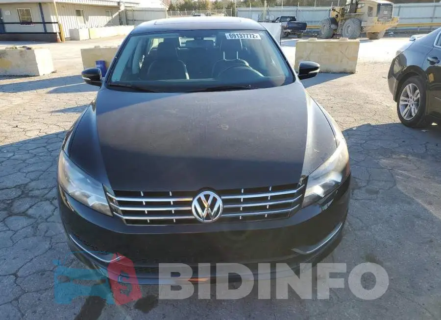 1VWBN7A37EC103138 Photo# 5