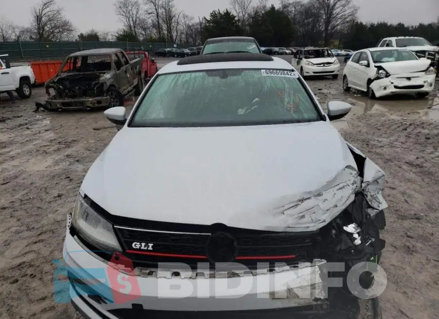 3VW4T7AJ3HM330150 Photo# 5