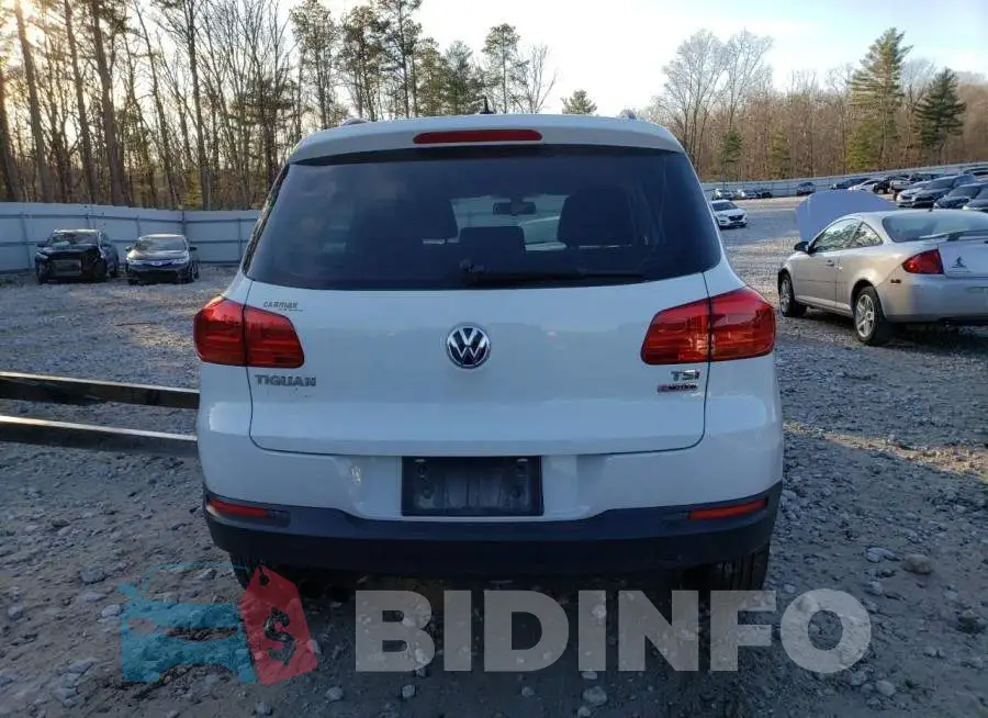 WVGBV7AX2GW584192 Photo# 6