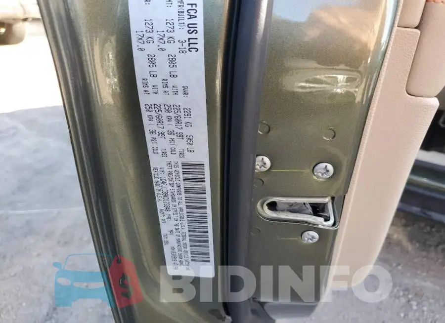 1C4PJLCB9KD123348 Photo# 10