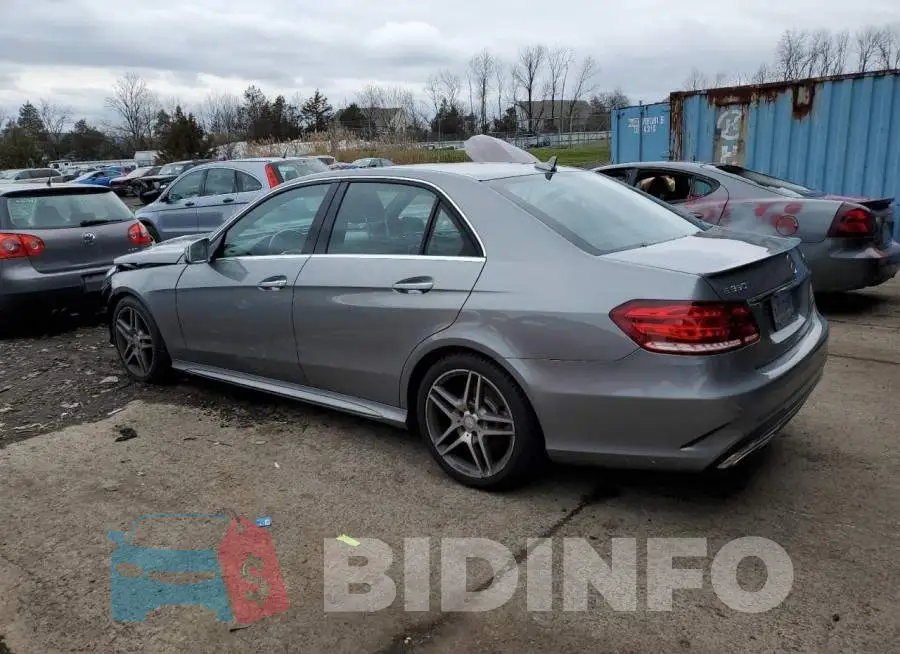 WDDHF8JB7FB146446 Photo# 2