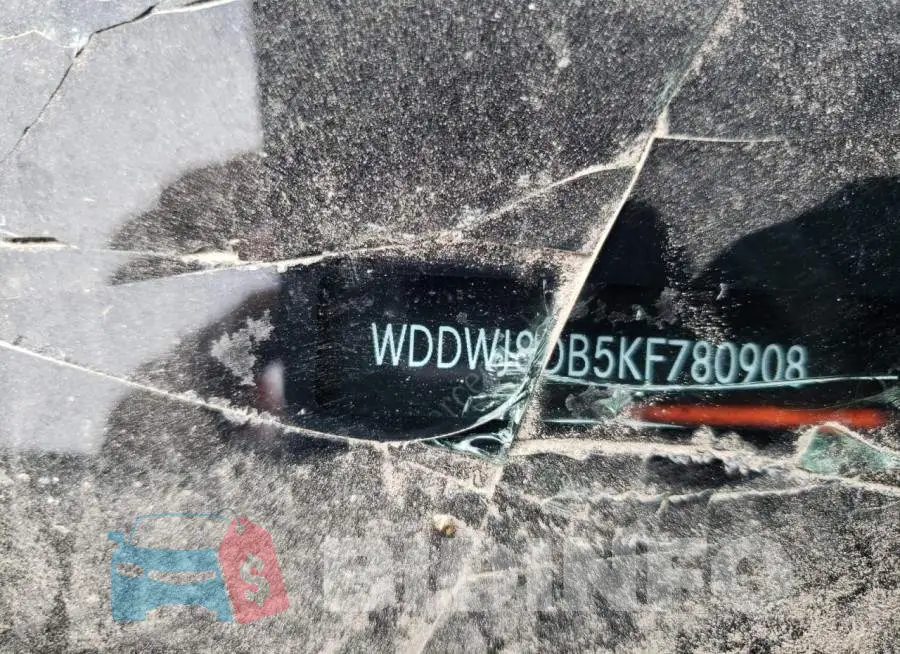 WDDWJ8DB5KF780908 Photo# 10