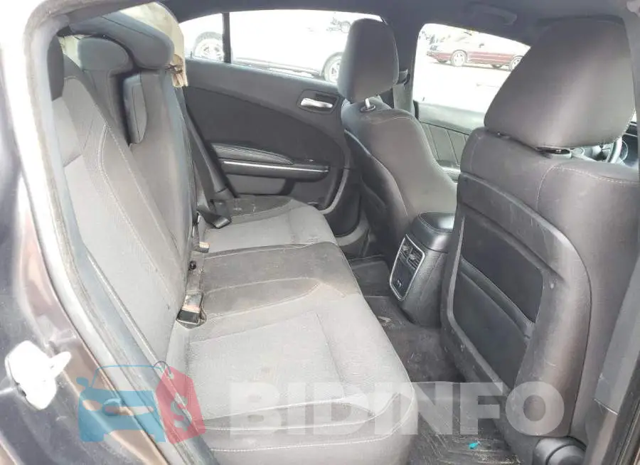 2C3CDXHG1FH794625 Photo# 10