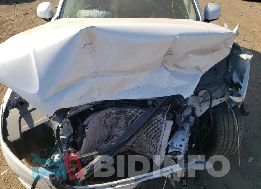YV4A22PK3M1708340 Photo# 7