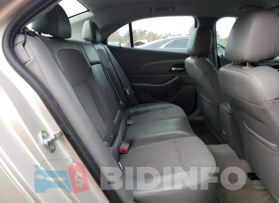 1G11E5SL9EF268276 Photo# 10
