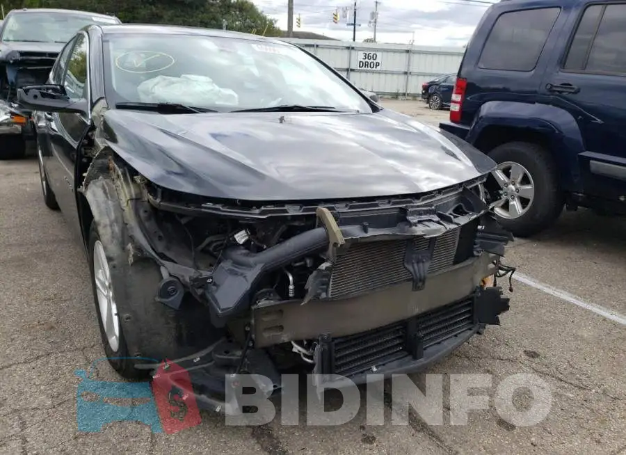 1G1ZB5STXLF143120 Photo# 9
