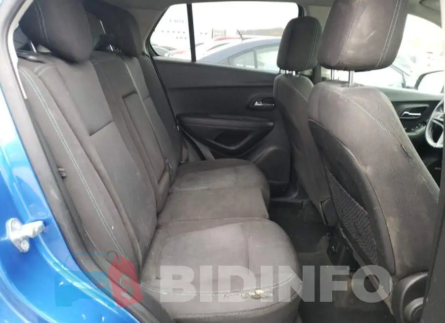KL7CJLSB6FB111916 Photo# 11
