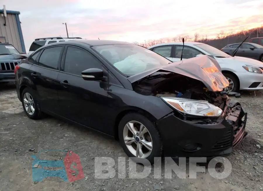 1FADP3F27EL329717 Photo# 4