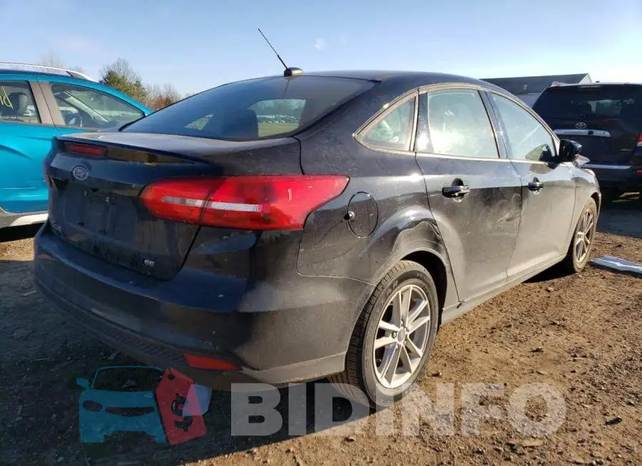 1FADP3F2XJL320407 Photo# 3