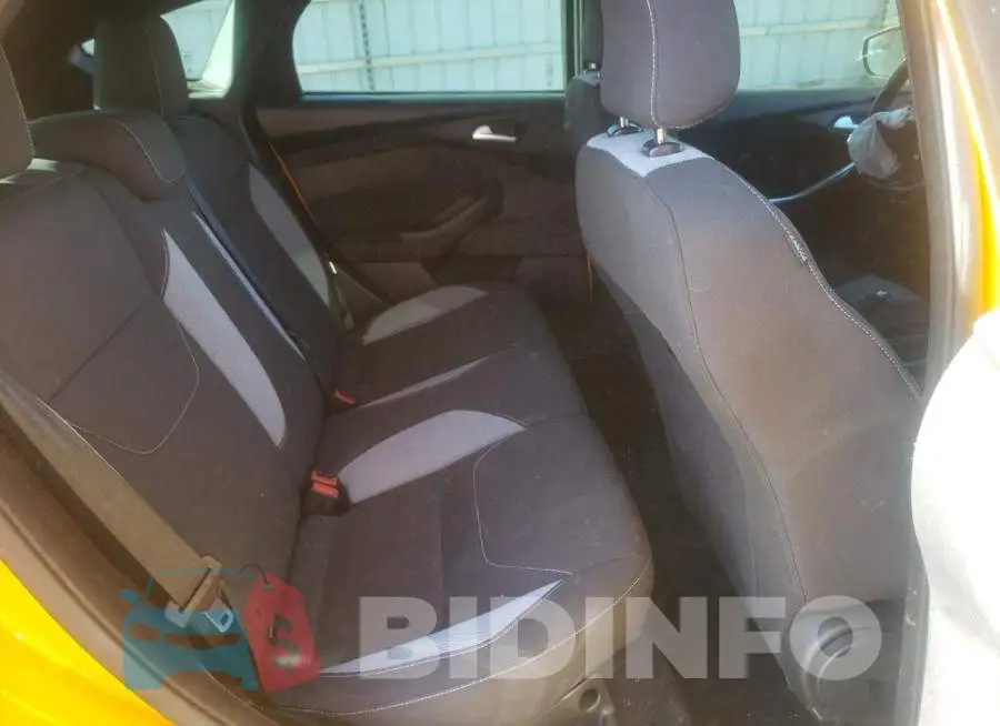 1FADP3L90FL239599 Photo# 10