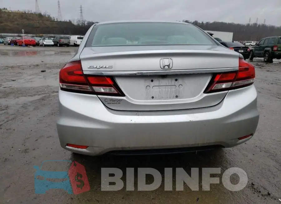 19XFB2F84EE244505 Photo# 6