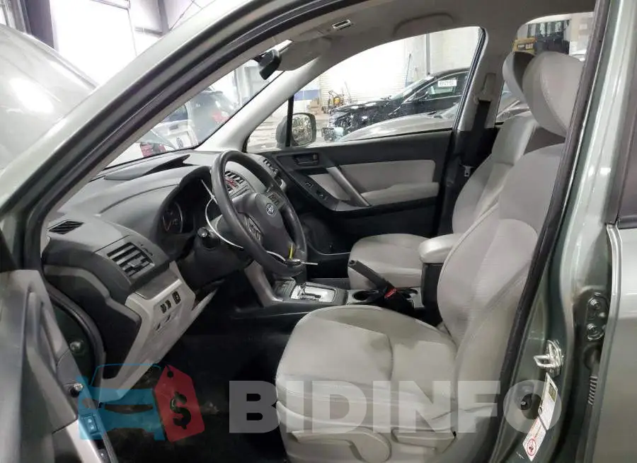 JF2SJAACXFH836687 Photo# 7