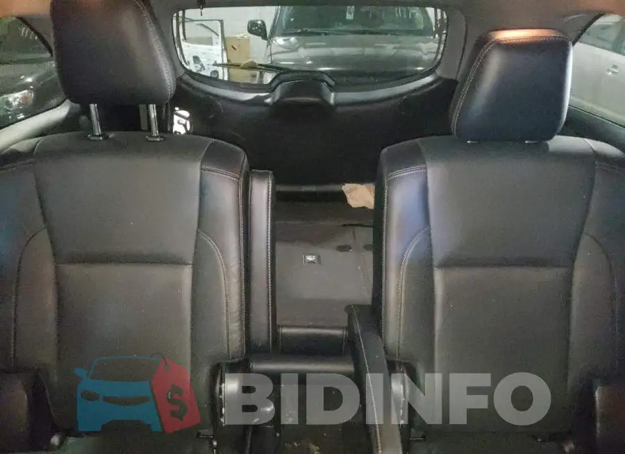5TDDGRFH4JS037792 Photo# 10