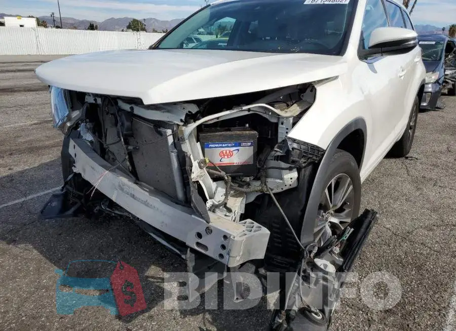 5TDZARFH4JS038397 Photo# 9
