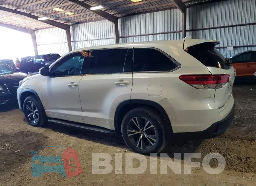 5TDZZRFH7JS235198 Photo# 2