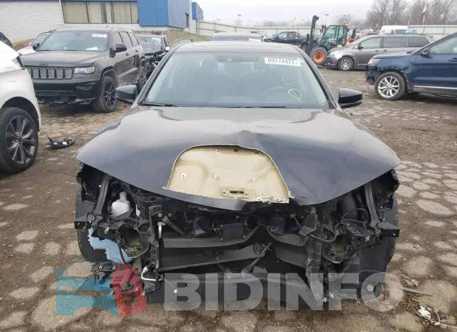 19UUB1F39JA006685 Photo# 5