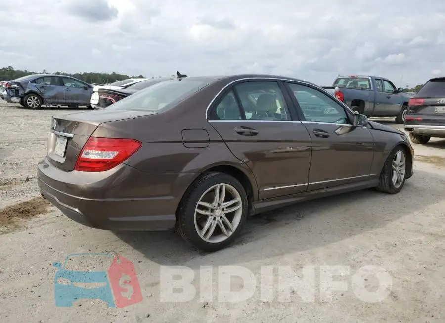WDDGF4HB6EA932804 Photo# 3