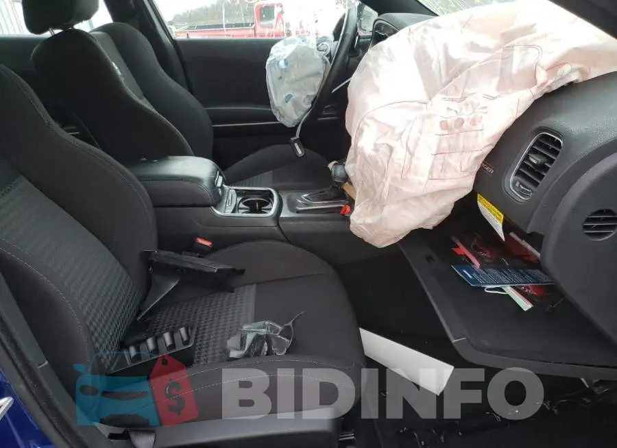 2C3CDXGJXKH721650 Photo# 5