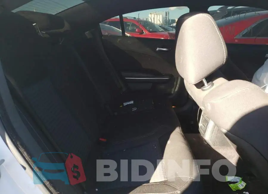 2C3CDXJG5JH218216 Photo# 6