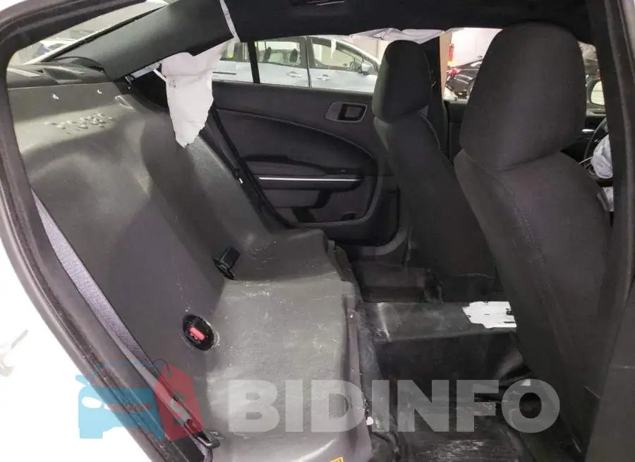 2C3CDXKGXNH120531 Photo# 10