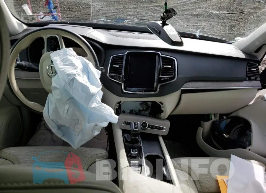 YV4A22PL7M1737963 Photo# 8
