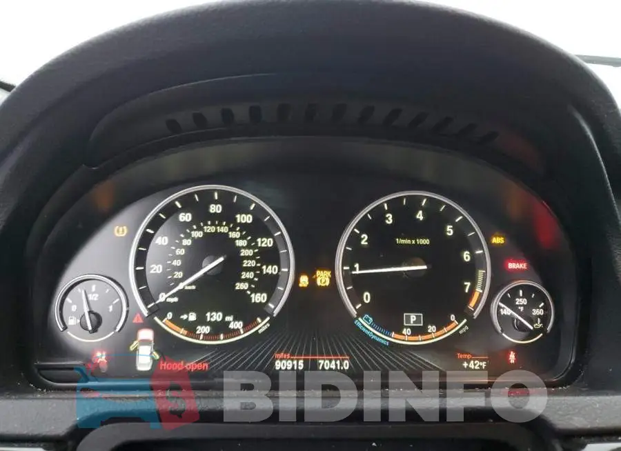 WBA5M2C50FGH99114 Photo# 9