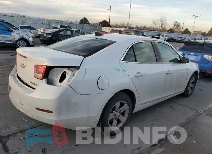 1G11B5SLXFF238262 Photo# 3