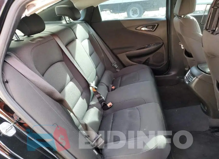 1G1ZD5ST2JF251237 Photo# 10